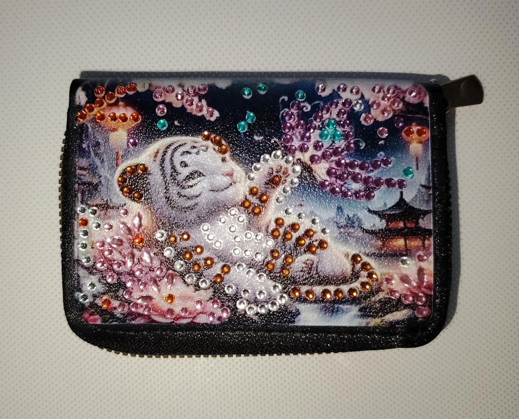Porte-Cartes Accordéon Strass – Tigre Blanc & Cerisiers