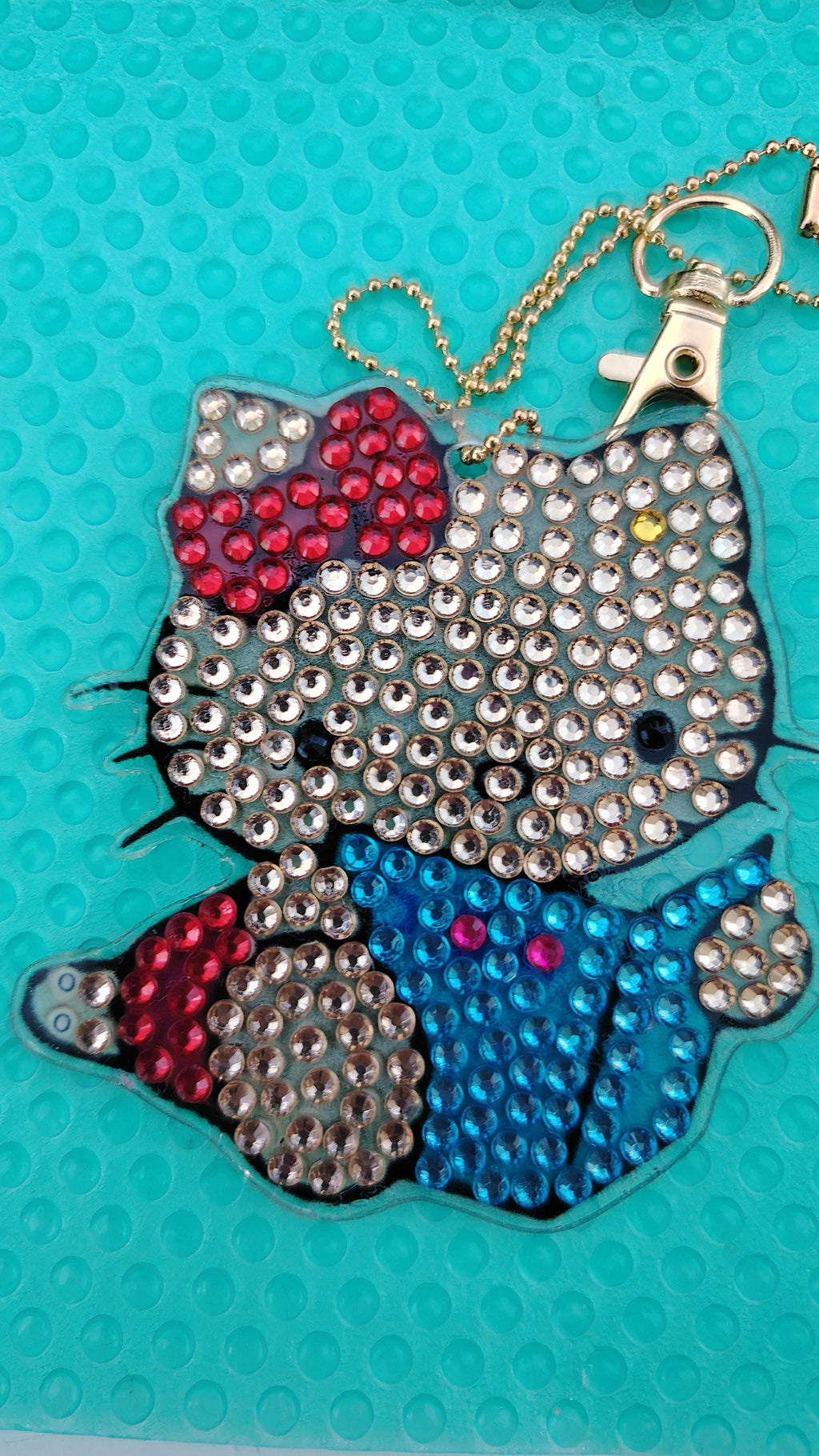 PORTE CLÉS HELLO KITTY