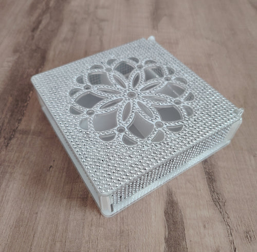 BOÎTE EN STRASS