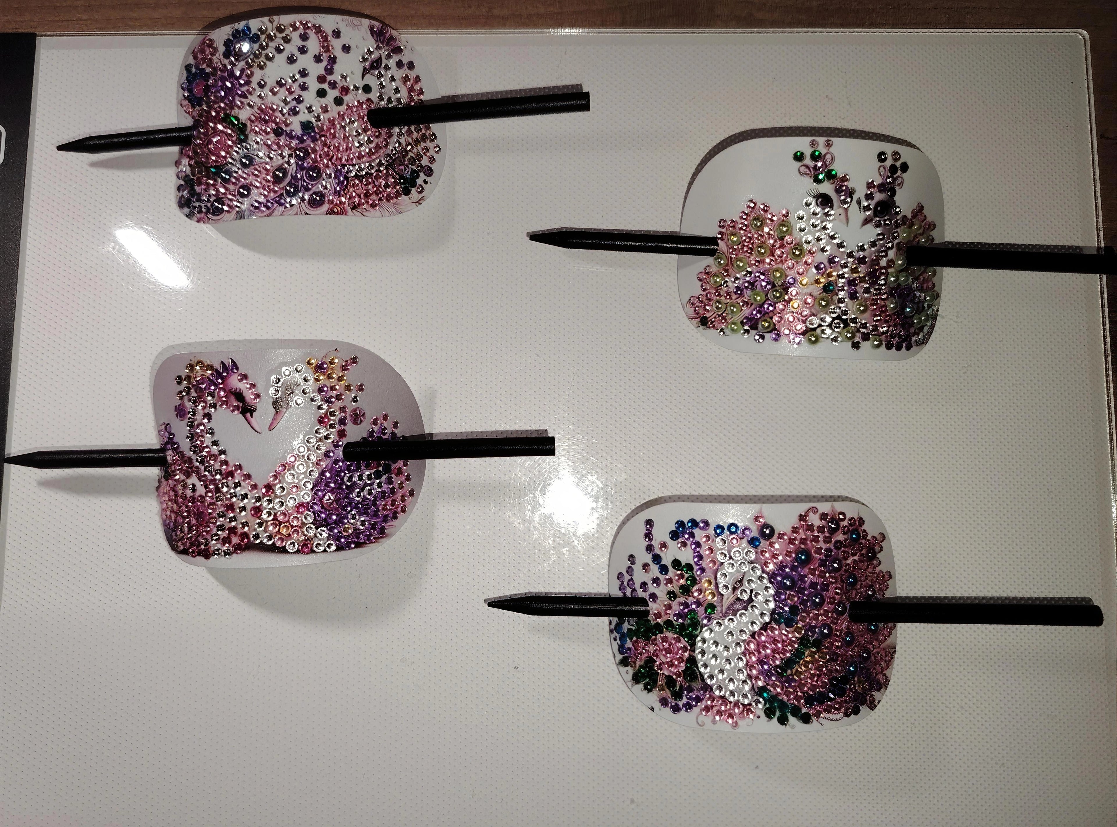 BARRETTES