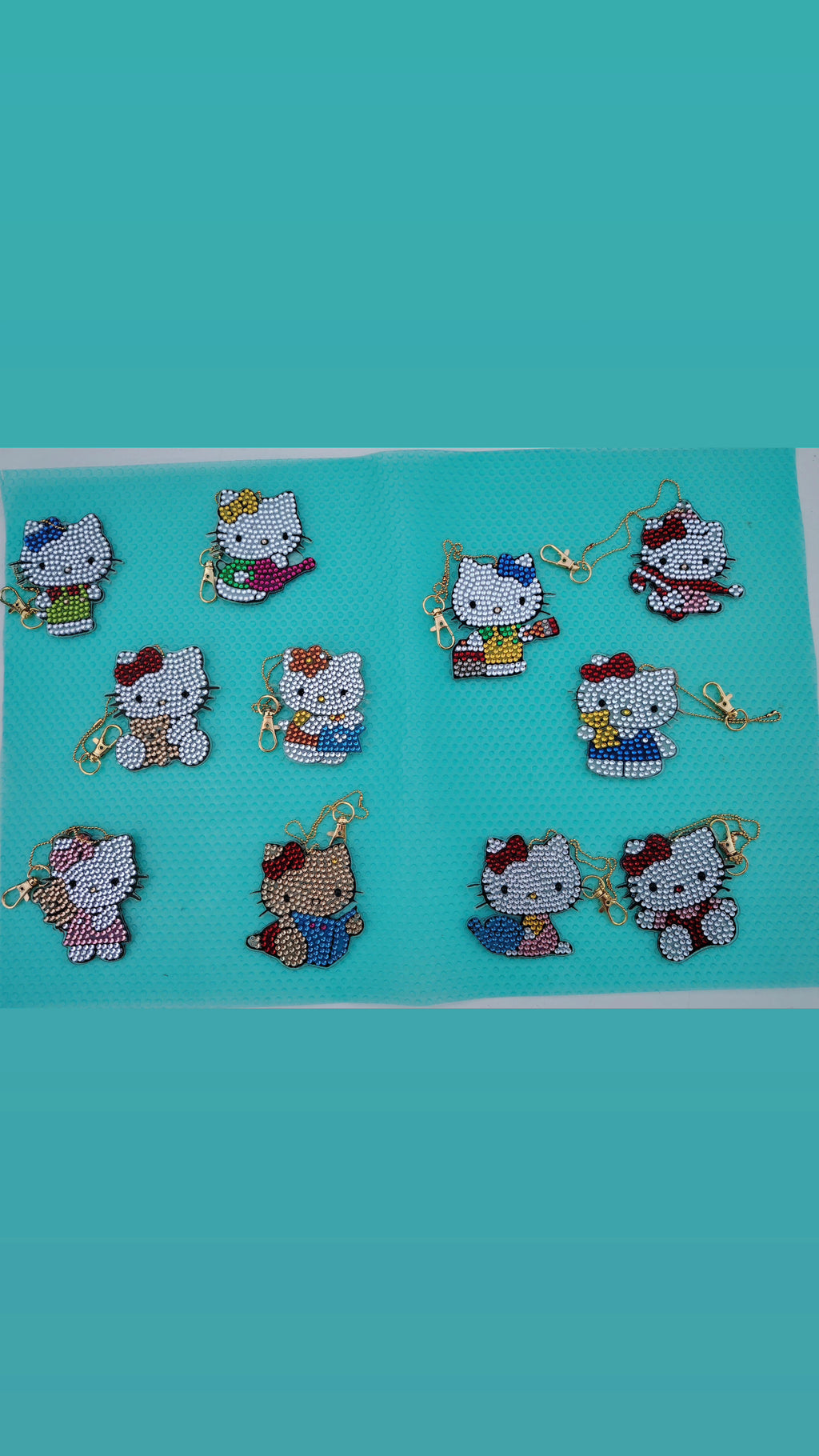 PORTE CLÉS HELLO KITTY
